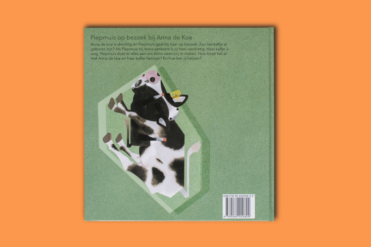 Piepmuis op bezoek bij Anna de koe