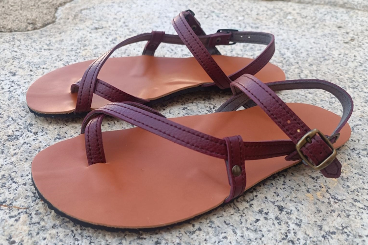 BioWorld Footwear Barefoot Sandaal Peleo - Burgundy