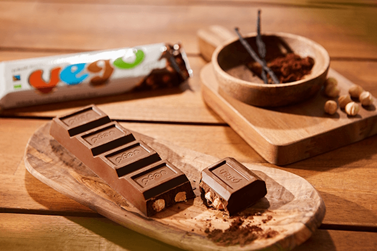 Vego VEGO Whole Hazelnuts Chocolate Bar BIO