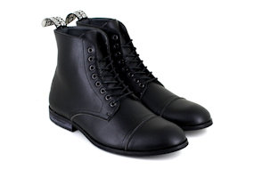 vegetarian-shoes aubrey boot black