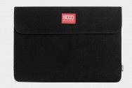 8000Kicks Laptop Case Beige of zwart